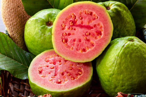 GUAYABA. ¿ROJA O AMARILLA?